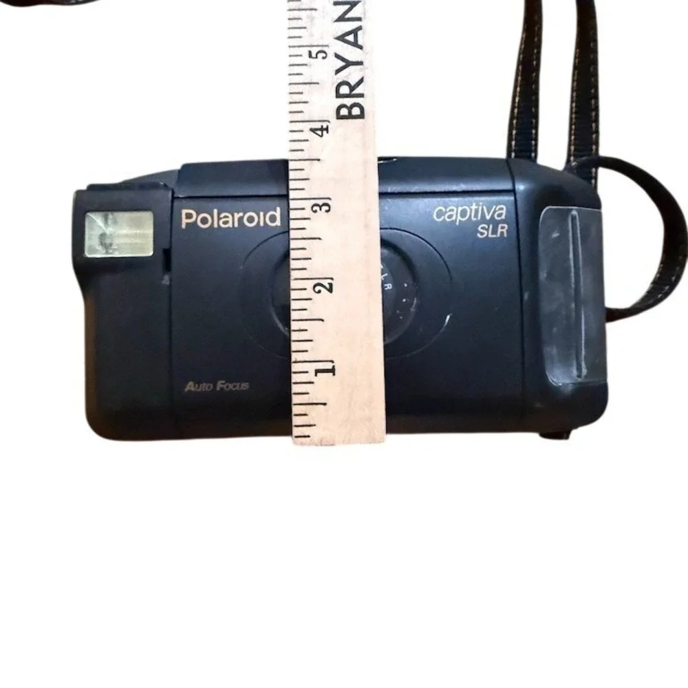 Polaroid Captiva SLR Autofocus Instant Camera‎ Black w/ Flash Wrist Strap